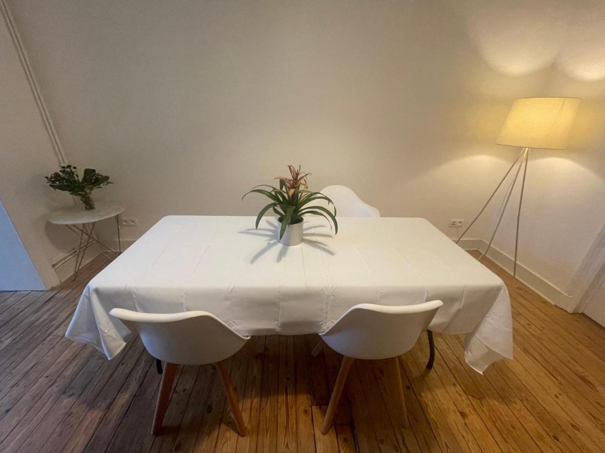 Charming Room In Eu District 브뤼셀 외부 사진